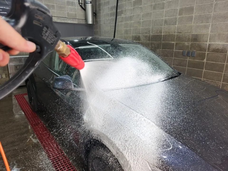 Tesla Model Y PPF施工事例|費用目安と仕上がり 施工写真 3-1