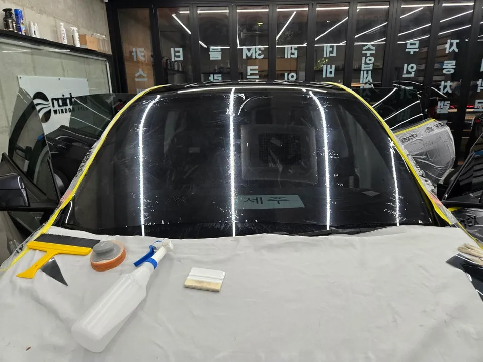 Tesla Model Y PPF施工事例|費用目安と仕上がり 施工写真 3-3