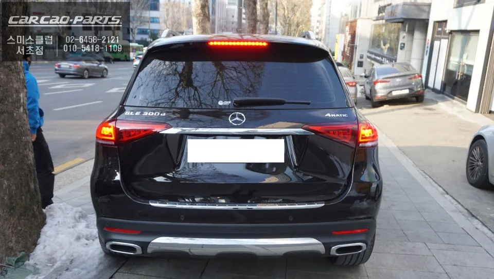 Mercedes-Benz GLE300D oem options - Mercedes-Benz GLE300D OEM Options Review — Enhanced Visibility photo 5