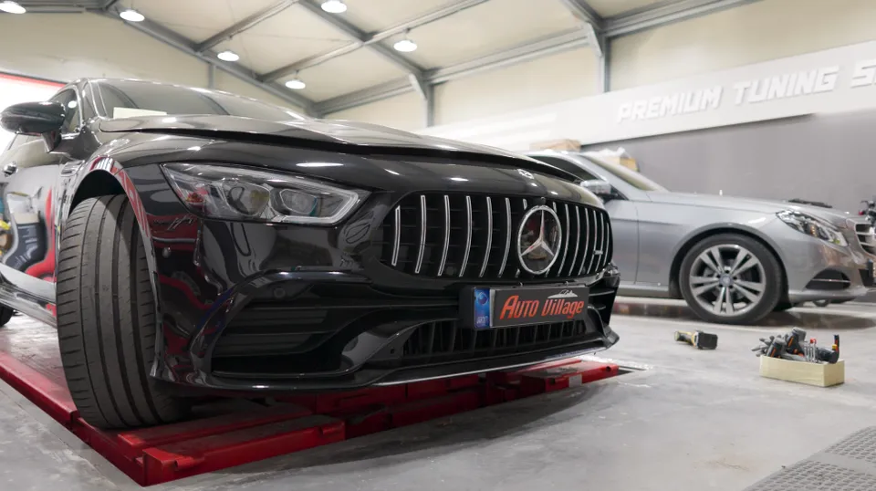 Mercedes-Benz GT43 AMG Body Kit Upgrade Review photo 2