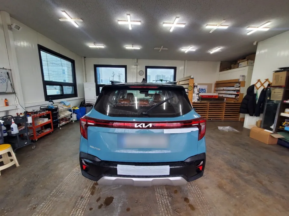 Kia Seltosのカーフィルム施工事例|費用目安・仕上がり 施工写真 2-1