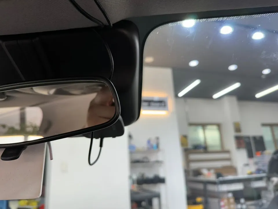 Chevrolet The Next Sparkのドライブレコーダー取付事例 施工写真 3-1