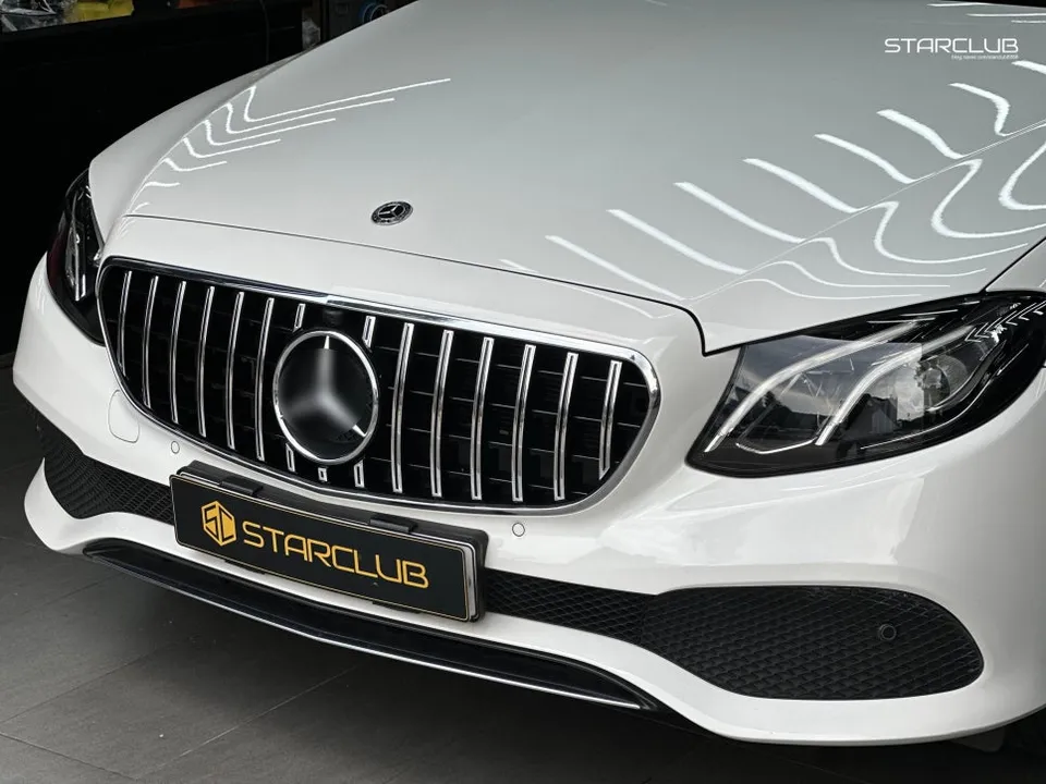 Mercedes-Benz Eクラスのカーラッピング事例｜費用目安・仕上がり 施工写真 2-3