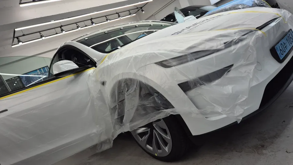 Tesla Model Y PPF施工事例:費用目安と仕上がり 施工写真 3-2