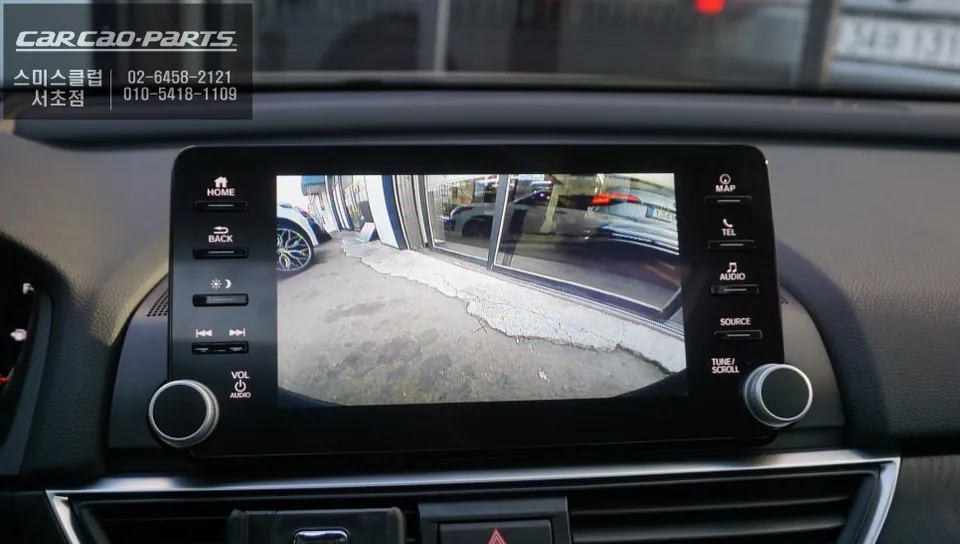 Honda Accord 10のAndroid Auto・CarPlay取付事例 施工写真 3-2