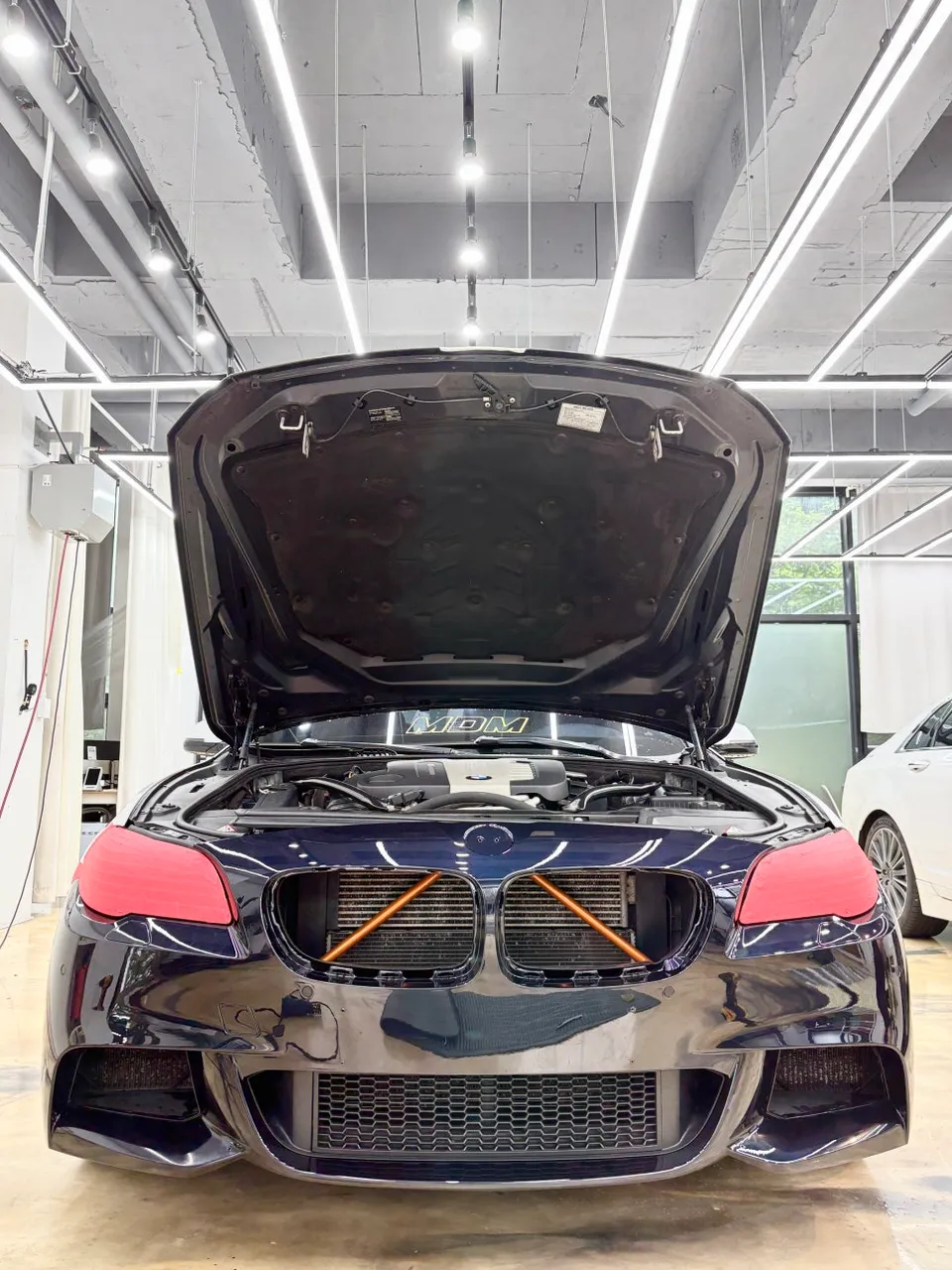 BMW M5 PPF施工事例｜費用目安と仕上がり 施工写真 1-2