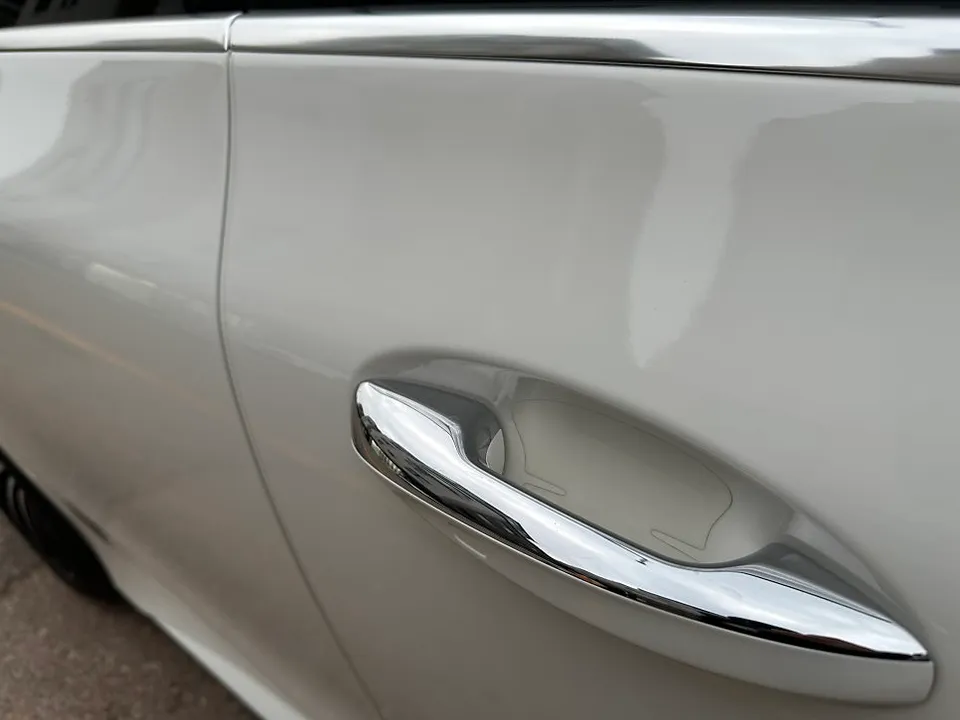 Mercedes-Benz CLSのカーラッピング事例|費用目安・仕上がり 施工写真 1-3