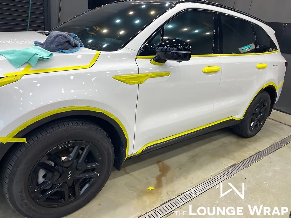 Kia Sorentoのガラスコーティング事例|費用目安・仕上がり 施工写真 1-3