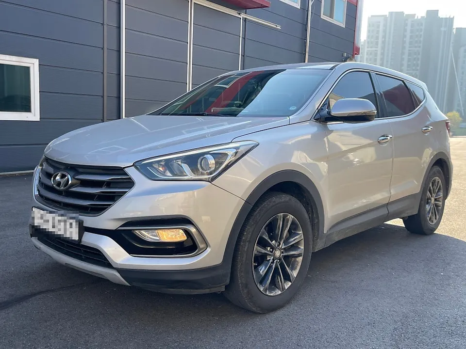 Hyundai Santa Fe DMのホイールリペア・塗装事例 施工写真 2