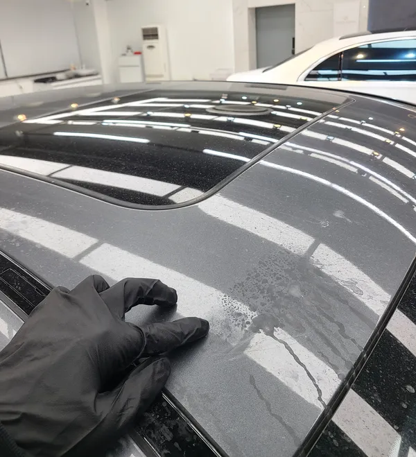 Mercedes-Benz E-Class W213のガラスコーティング事例 施工写真 3-1