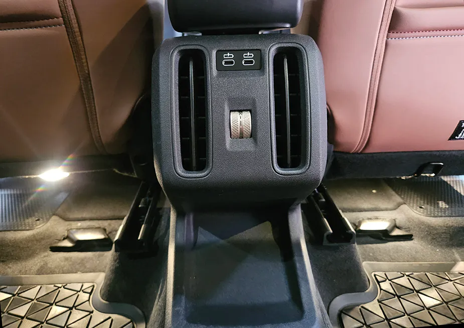 MINI Countryman seat ventilation - MINI Countryman Seat Heating Retrofit Review photo 4