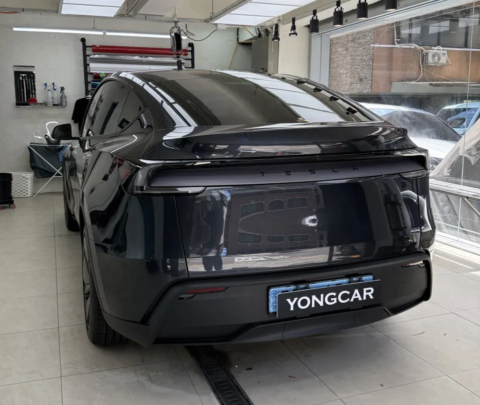 Tesla Model Y PPF施工事例|費用目安・仕上がり 施工写真 1-2