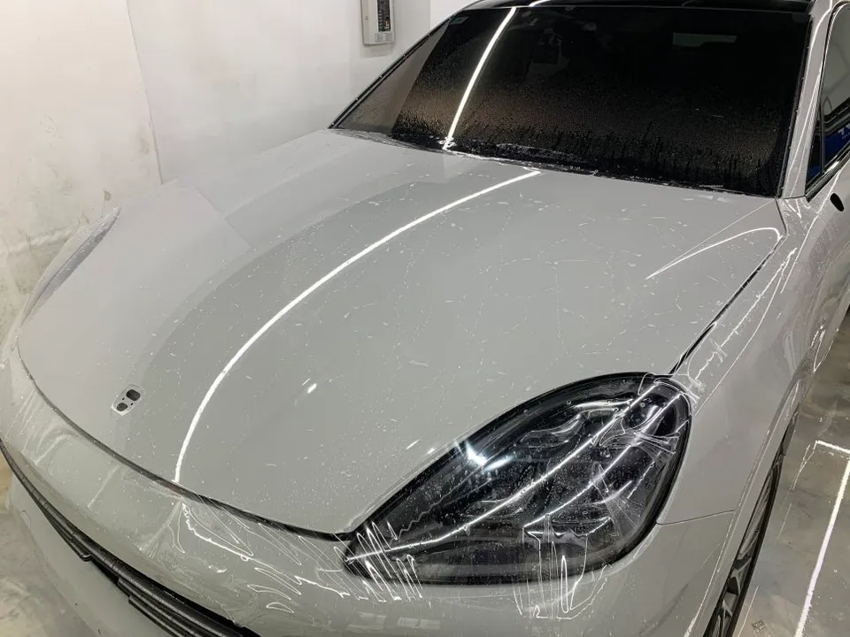 Porsche Cayenne CoupeのPPF施工事例|費用目安・仕上がり 施工写真 3-2