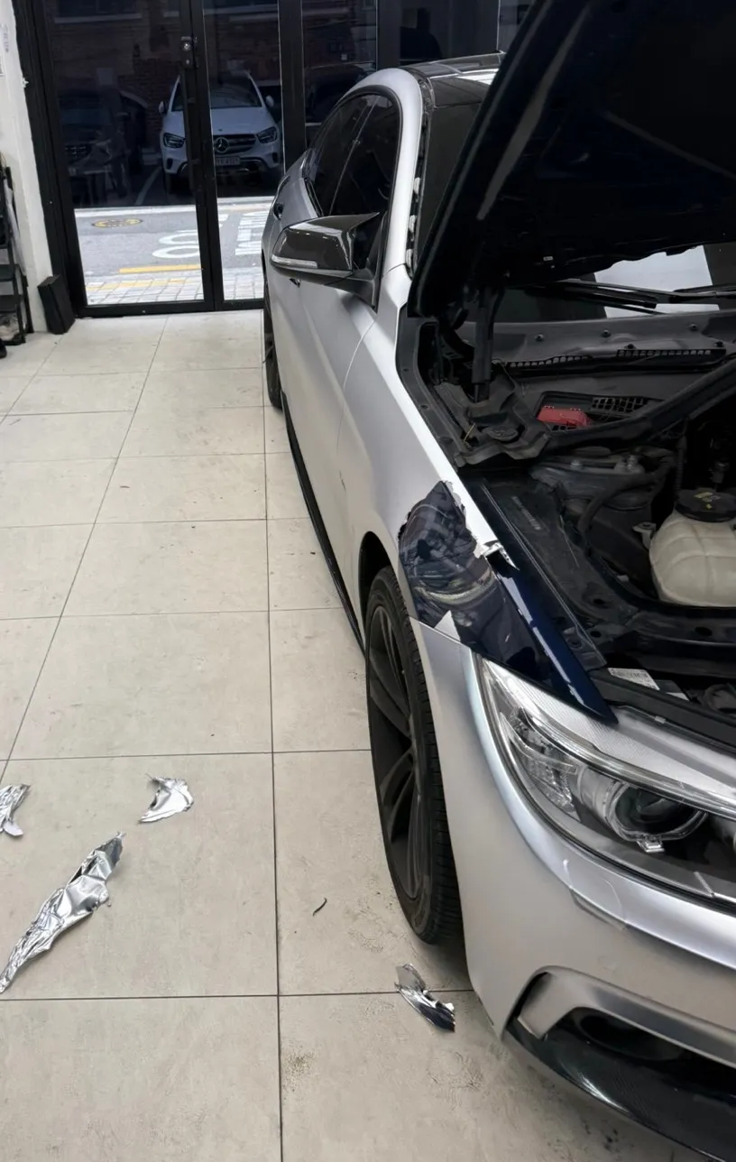 BMW 4 Seriesのカーラッピング事例｜費用目安・仕上がり 施工写真 2-3