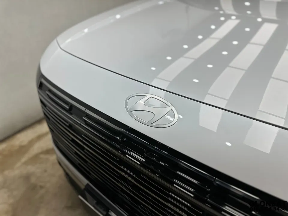 Hyundai Palisade LX3のカーラッピング事例|クローム除去 施工写真 3-2