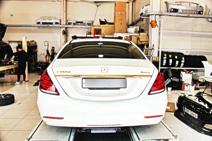Mercedes-Benz S-Class W222 Body Kit Review: Cost & Results photo 2