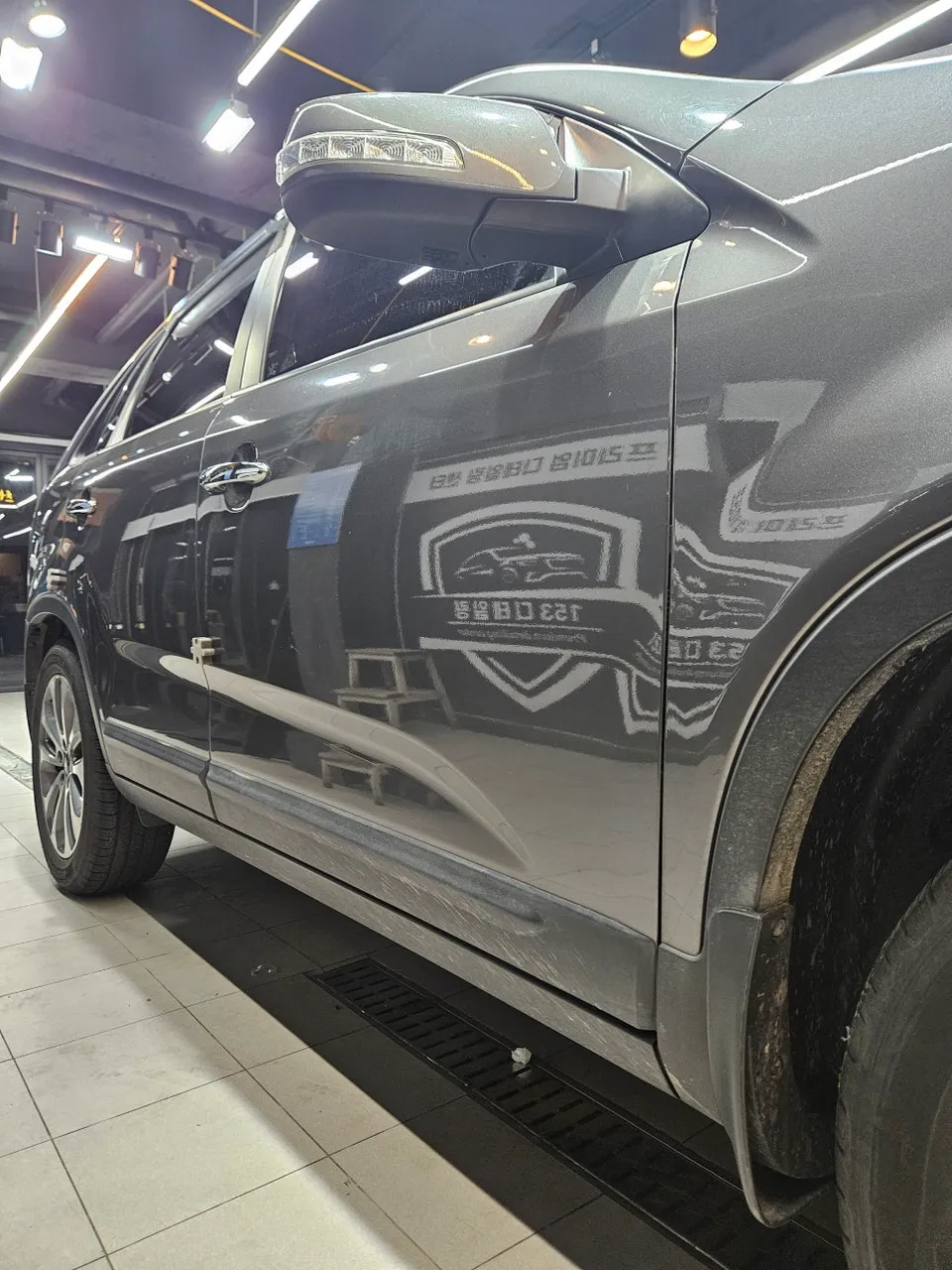 Kia Sorentoのガラスコーティング事例|費用目安・仕上がり 施工写真 2-2