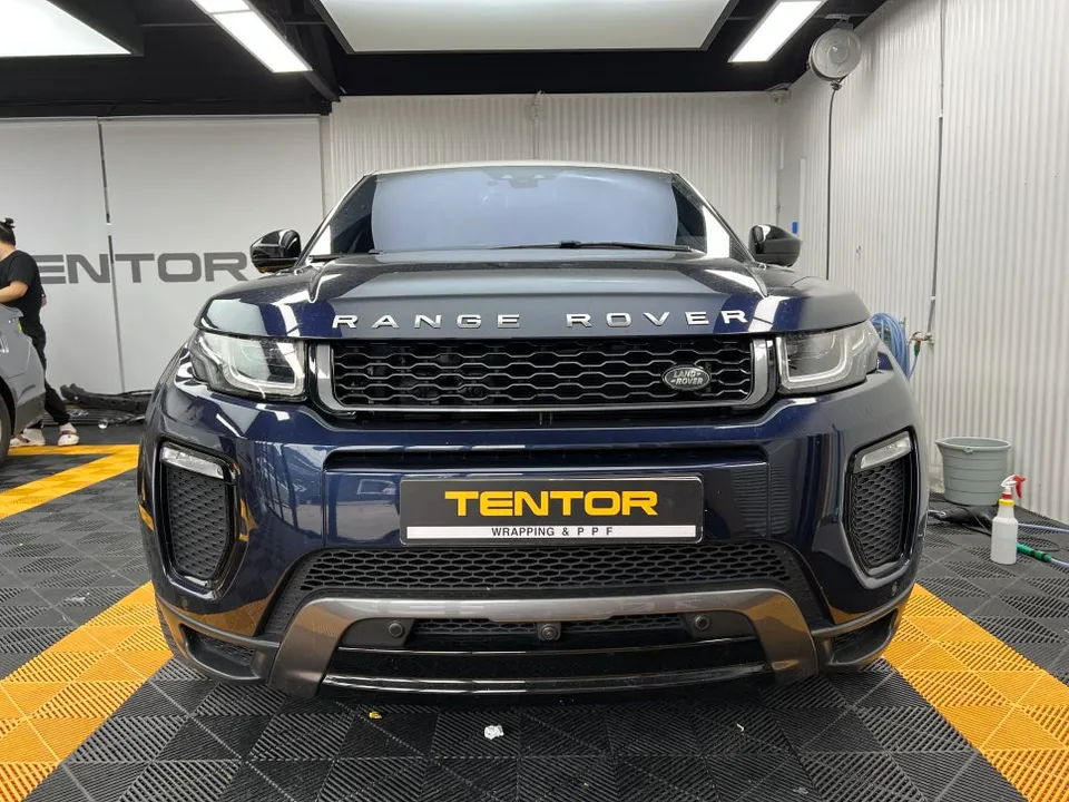 Land Rover Evoque Vinyl Wrap Review — Satin Dark Grey Transformat