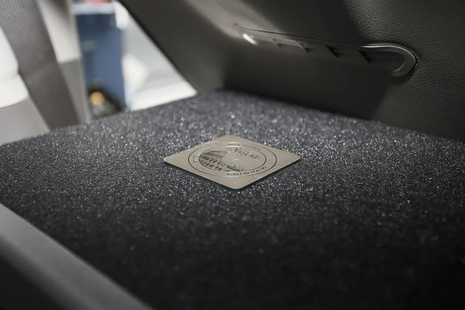 Kia Carnival KA4 car audio - Kia Carnival KA4 Audio Upgrade Review: DSP Amp & Subwoofer photo 5