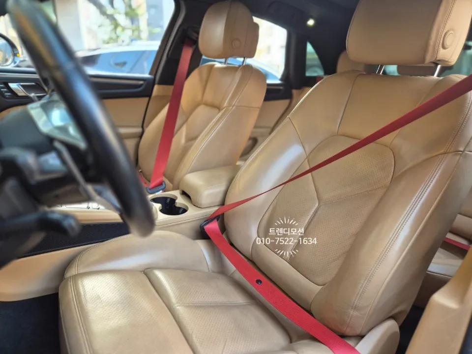 Porsche Macan interior customization - Porsche Macan Interior Customization Installation Review — Cost photo 4