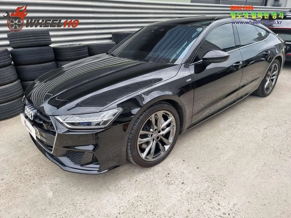 Audi A7のホイールリペア・塗装事例 施工写真 1-2