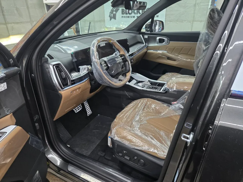 Kia Sorento PPF施工事例|費用目安と仕上がり 施工写真 1-2