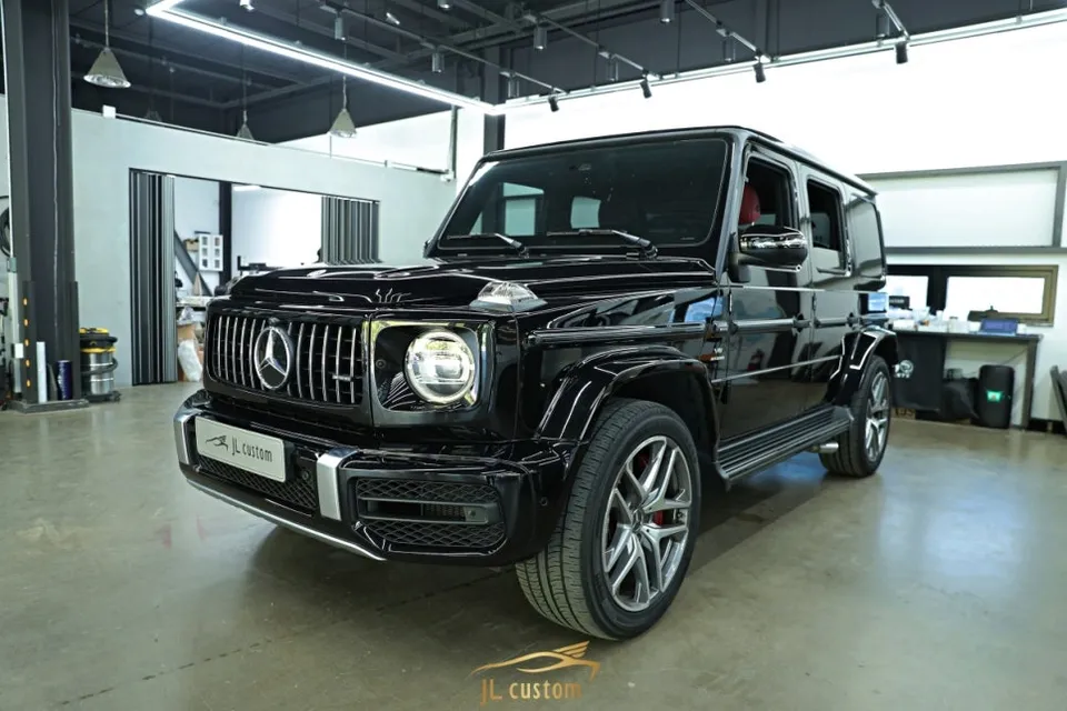 Mercedes-Benz G-Wagon body kit installation result