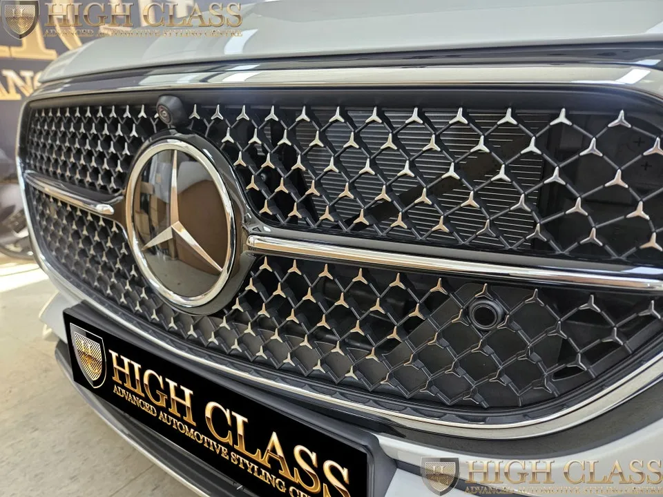 Mercedes-Benz E300 ambient lighting - Mercedes-Benz E300 Ambient Lighting Review: Cost & Results photo 4