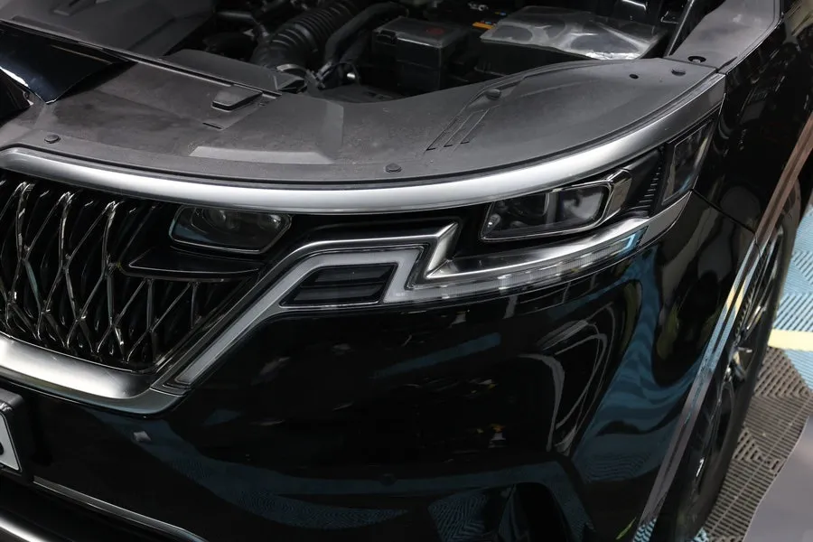 Kia Carnival PPF施工事例｜費用目安と仕上がり 施工写真 2-2
