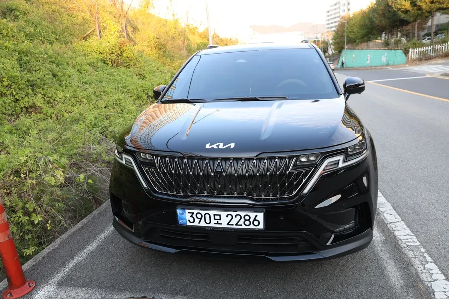 Kia Carnival PPF施工事例｜費用目安と仕上がり 施工写真 3-2