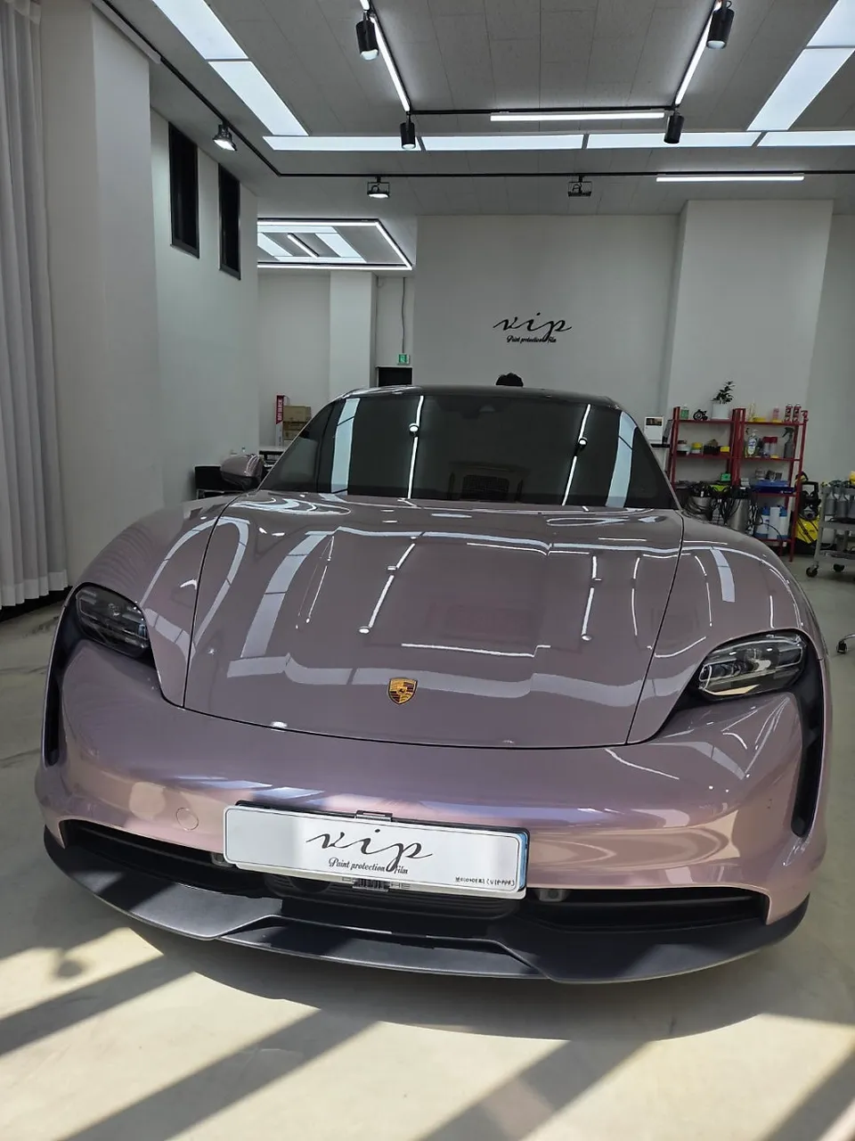 ポルシェ タイカン ラッピング事例｜費用目安・仕上がり 施工写真 2-3