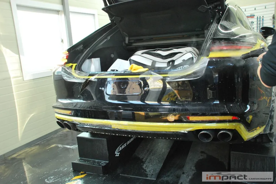 Porsche Panamera PPF再施工事例|費用目安と仕上がり 施工写真 1-3