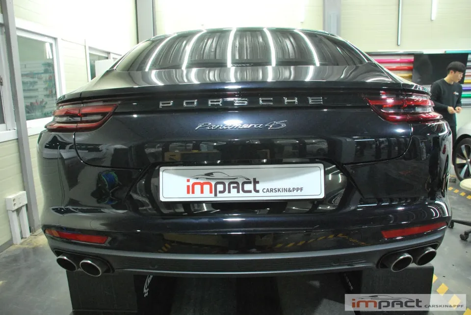 Porsche Panamera PPF再施工事例|費用目安と仕上がり 施工写真 3-3