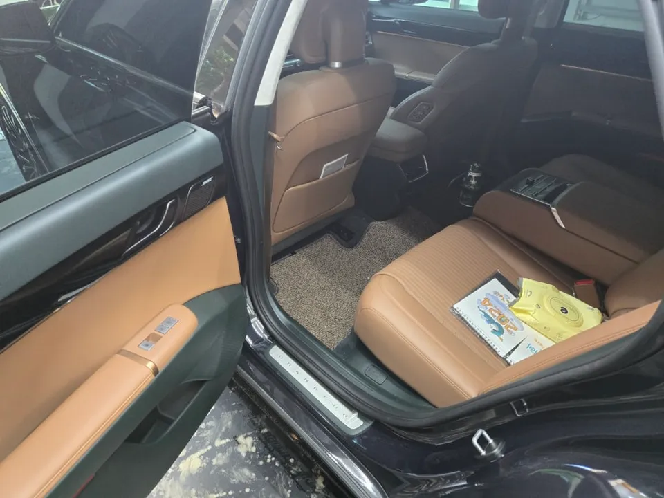 Hyundai Grandeur GN7のガラスコーティング事例｜韓国での施工 施工写真 3-3