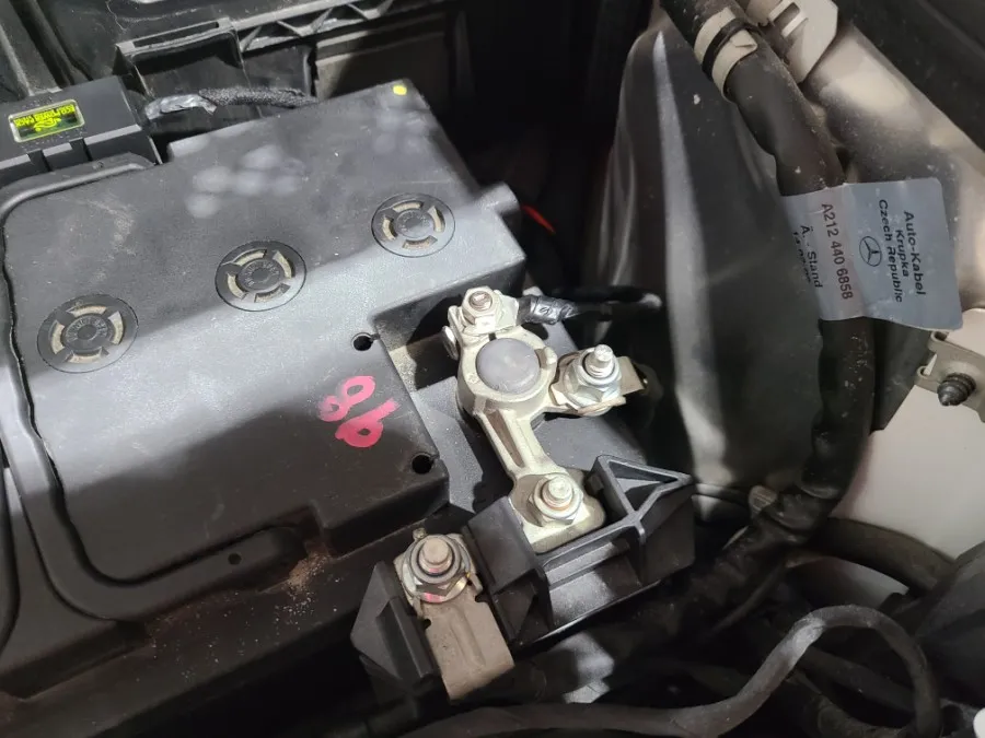Mercedes-Benz CLS63 AMG dash cam - Mercedes-Benz CLS63 AMG Dash Cam Installation Review photo 6
