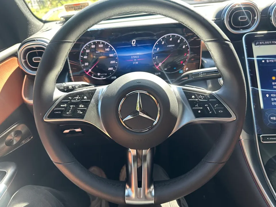 Mercedes-Benz GLCのPPF施工事例｜ハイグロスの輝きを保護 施工写真 3-2