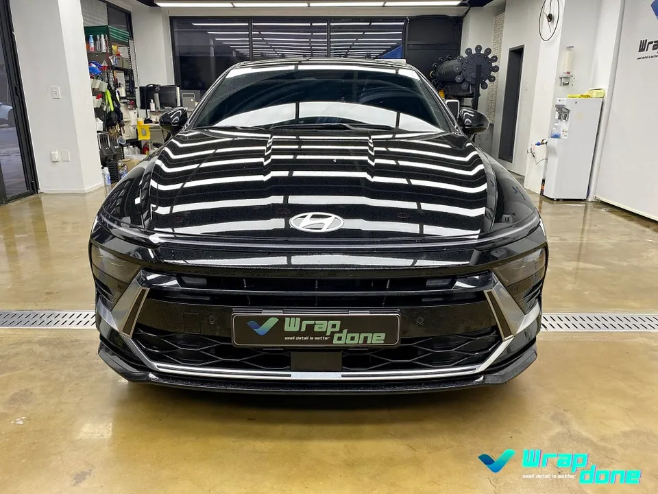 Hyundai Sonata DN8 vinyl wrap - Hyundai Sonata DN8 Chrome Delete Wrap Review photo 4