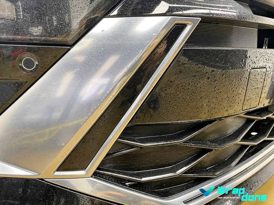 Hyundai Sonata DN8のカーラッピング事例｜クローム部分のブラックアウト 施工写真 2-4