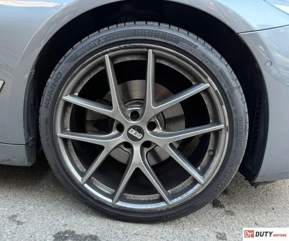 BMW 5 Series G30 wheel repair installation result