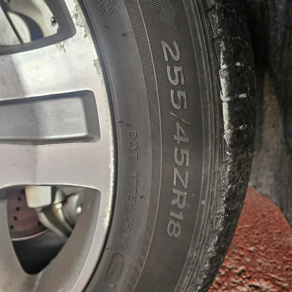 Mercedes-Benz S600 Wheel Repair Review — 70,000 KRW Before