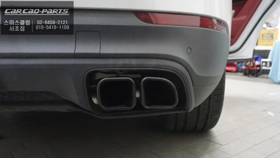 Porsche Cayenne E3 oem options - Porsche Cayenne E3 Rear Monitor Installation Review photo 6