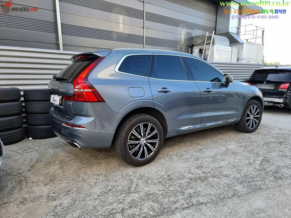 Volvo XC60のホイールリペア・塗装事例 施工写真 4-2