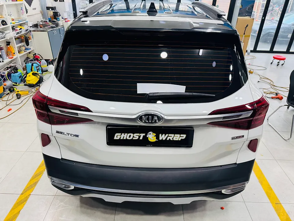 Kia Seltosのカーラッピング事例｜費用目安・仕上がり 施工写真 2-1