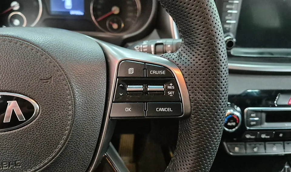 Kia Sorento UM oem options - Kia Sorento UM OEM Options Review: Smart Cruise Control Upgrade photo 3