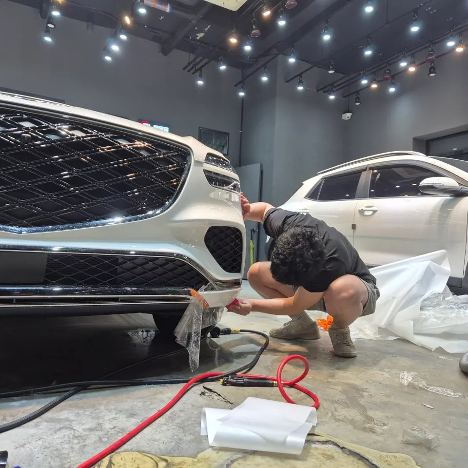 Genesis GV70のPPF施工事例|費用目安・仕上がり 施工写真 2-2
