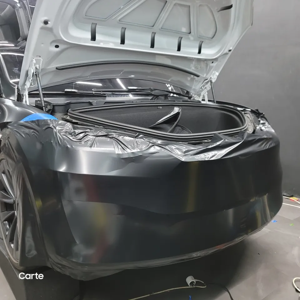 Tesla Model Xのカーラッピング事例｜サテンブラックで印象激変 施工写真 1-3