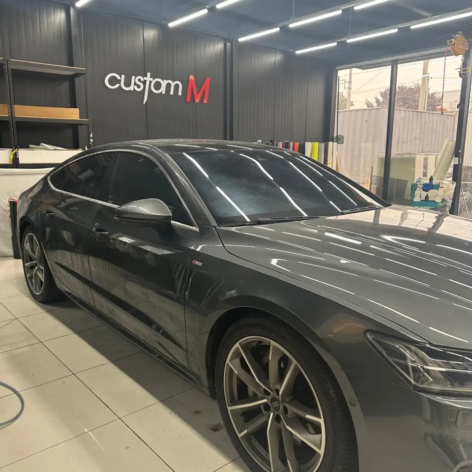 Audi A7 サテンブラックラッピング事例|費用目安・仕上がり 施工写真 3-1