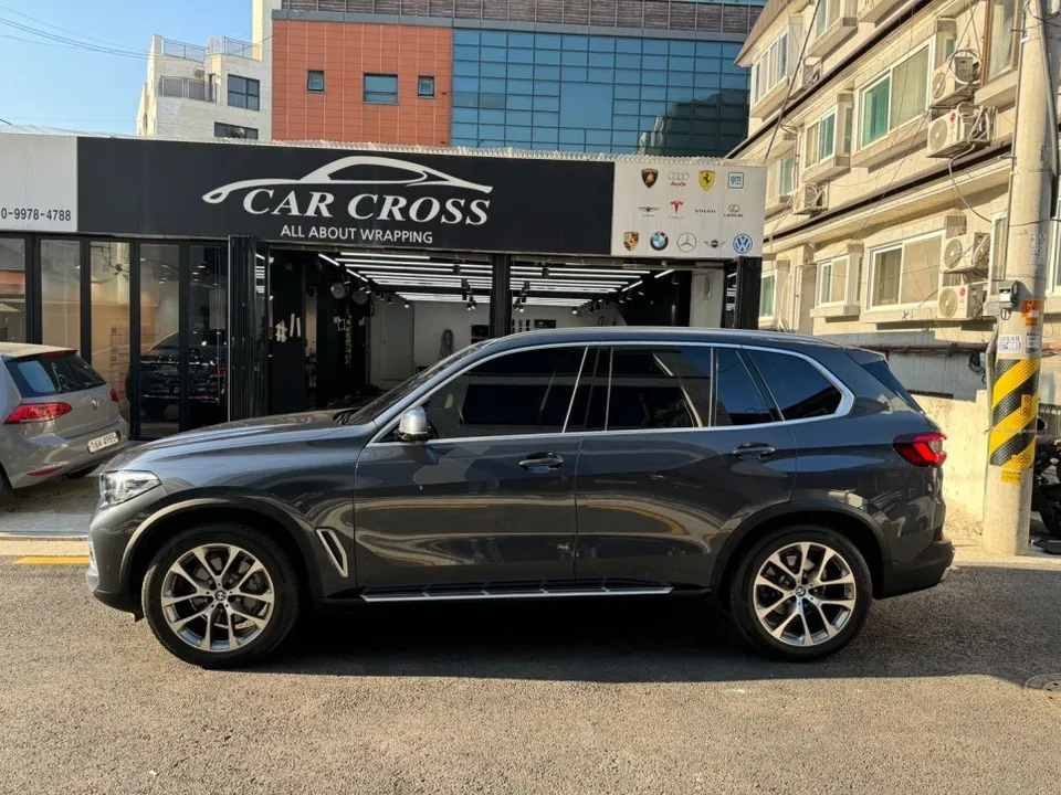 BMW X5のPPF施工事例｜費用目安と実例 施工写真 2-1