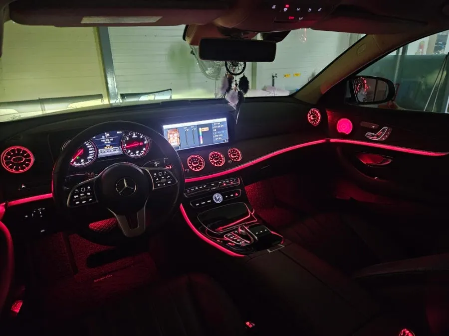 Mercedes-Benz E-Class W212 ambient lighting review