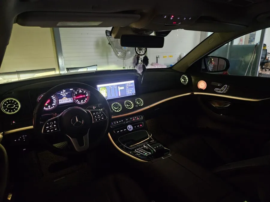 Mercedes-Benz E-Class W212 Ambient Lighting Upgrade Review photo 2